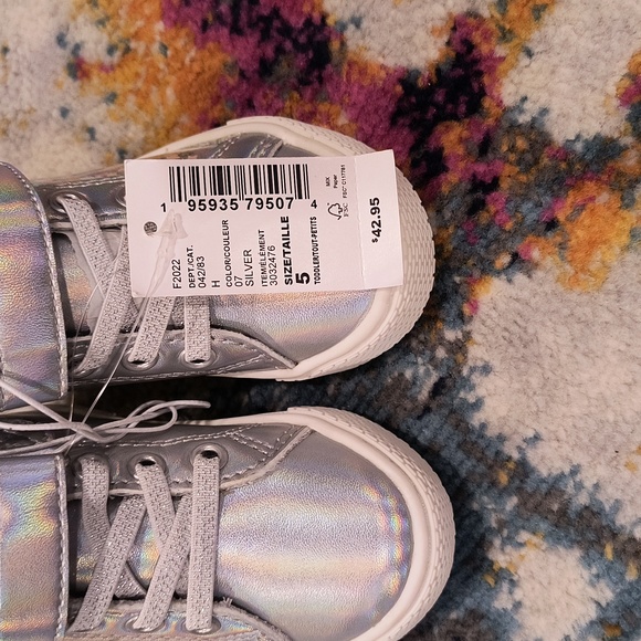 NWT Toddler Sneakers - Picture 7 of 8